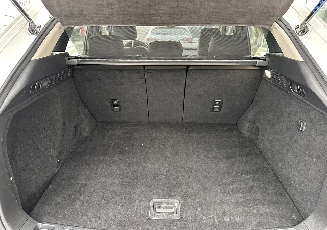 Mazda CX-60 - Kolor Rhodium White, zdjęcie 9