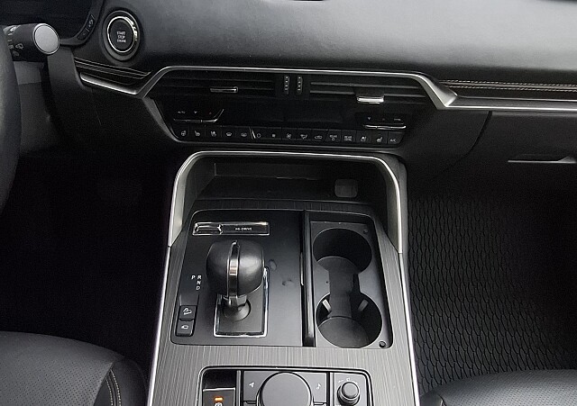 Mazda CX-80 - Kolor Artisan Red, zdjęcie 16