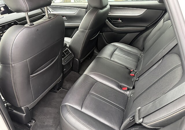 Mazda CX-60 - Kolor Rhodium White, zdjęcie 13