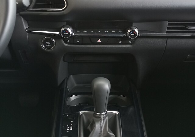 Mazda CX-30 - Kolor Polymetal Gray, zdjęcie 4