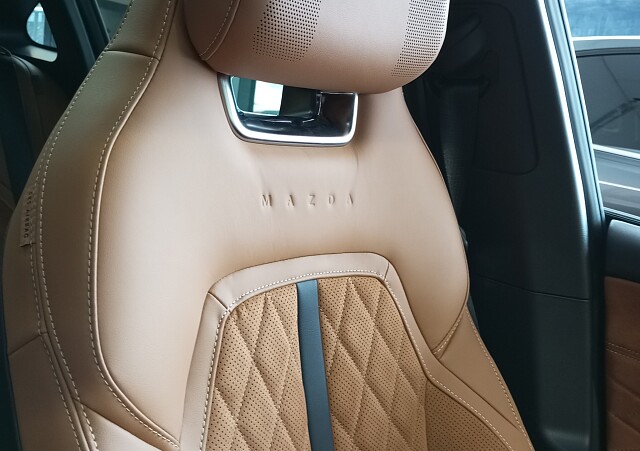 Mazda 6e - Kolor Jet Black, zdjęcie 11