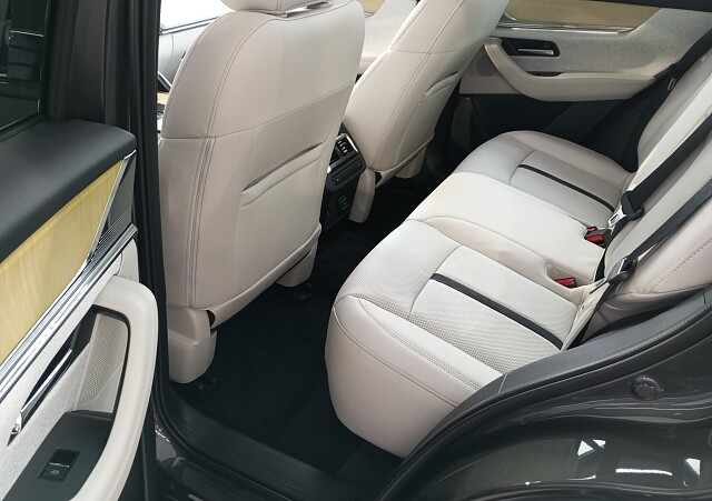 Mazda CX-60 - Kolor Machine Gray, zdjęcie 9