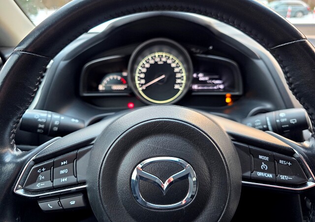 Mazda 3 - Kolor Soul Red, zdjęcie 7