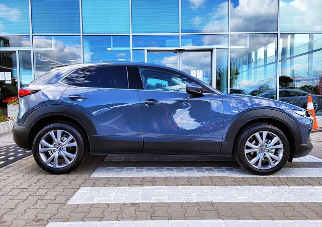 Mazda CX-30 - Kolor Polymetal Gray, zdjęcie 2