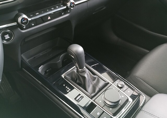 Mazda CX-30 - Kolor Polymetal Gray, zdjęcie 6