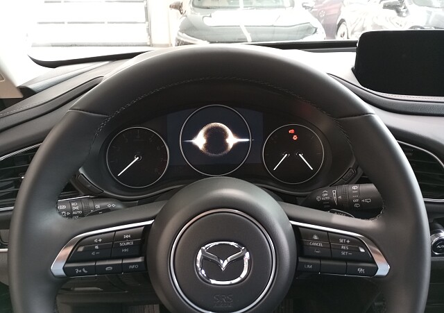 Mazda CX-30 - Kolor Polymetal Gray, zdjęcie 3