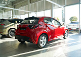 Mazda 2 Hybrid - Kolor Formal Red, zdjęcie 2