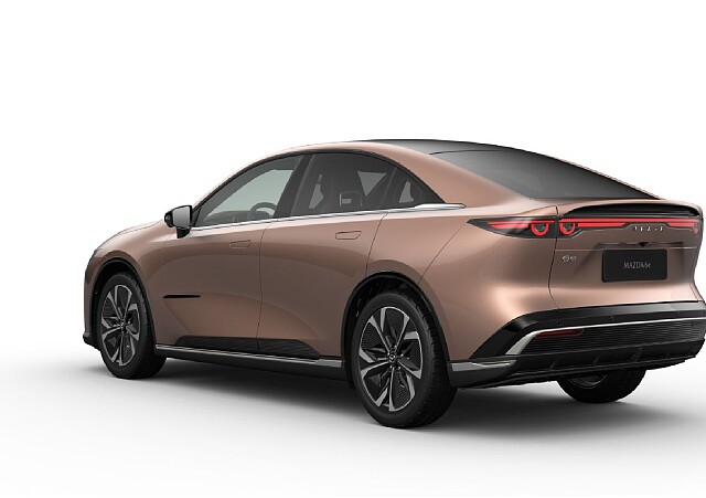 Mazda 6e - Kolor Melting Copper, zdjęcie 5