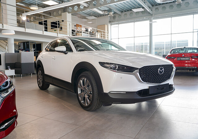 Mazda CX-30 - Kolor Snowflake White Pearl, zdjęcie 1