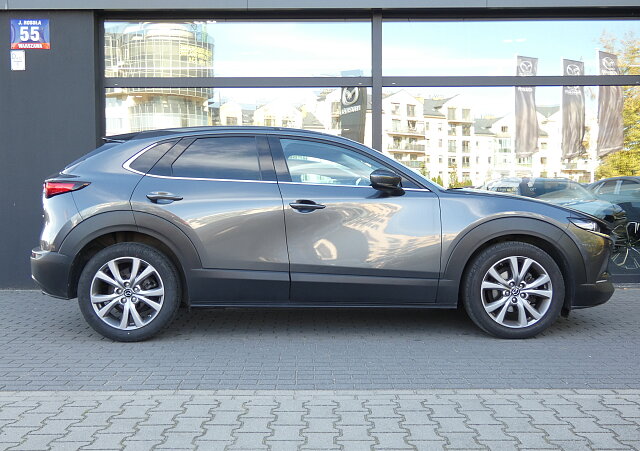 Mazda CX-30 - Kolor Machine Gray, zdjęcie 4