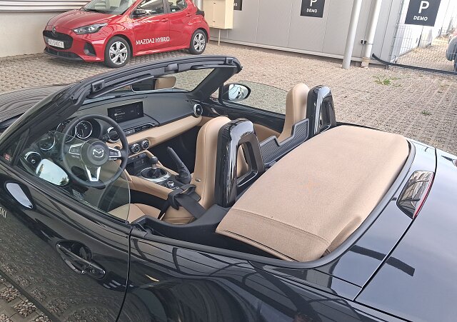 Mazda MX-5 - Kolor Jet Black, zdjęcie 33