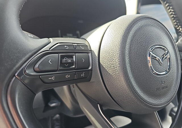 Mazda 2 Hybrid - Kolor Szary, zdjęcie 22