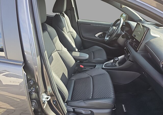Mazda 2 Hybrid - Kolor Szary, zdjęcie 14