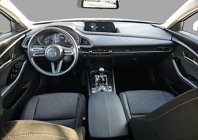 Mazda CX-30 - Kolor Snowflake White Pearl, zdjęcie 10