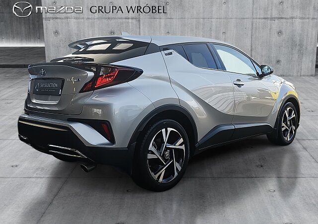 Toyota C-HR - Kolor Srebrny, zdjęcie 5