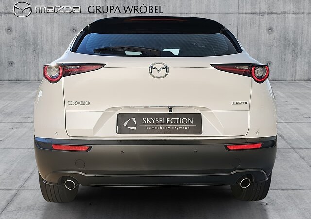 Mazda CX-30 - Kolor Snowflake White Pearl, zdjęcie 6