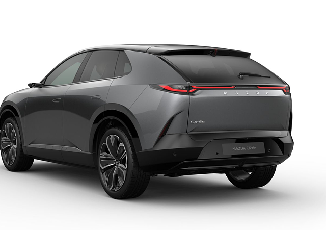 Mazda CX-6e - Kolor Multi-tone Machine Grey, zdjęcie 2
