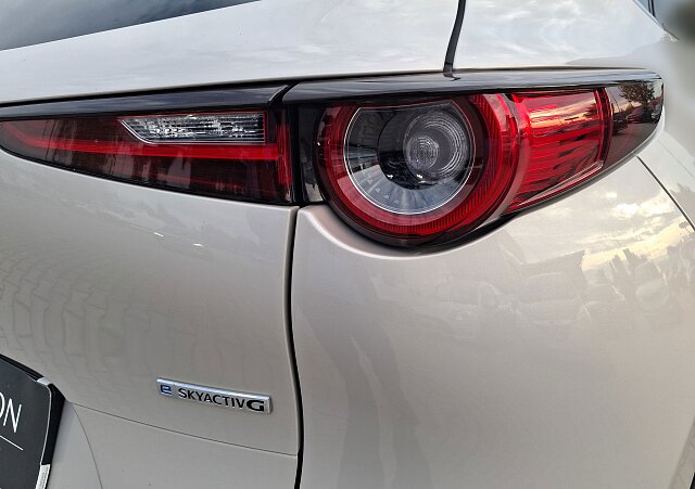 Mazda CX-30 - Kolor Platinum Quartz, zdjęcie 18