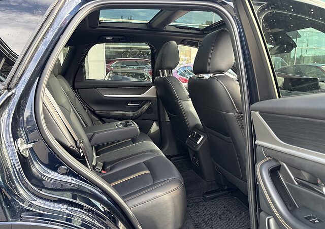Mazda CX-60 - Kolor Deep Crystal Blue, zdjęcie 9