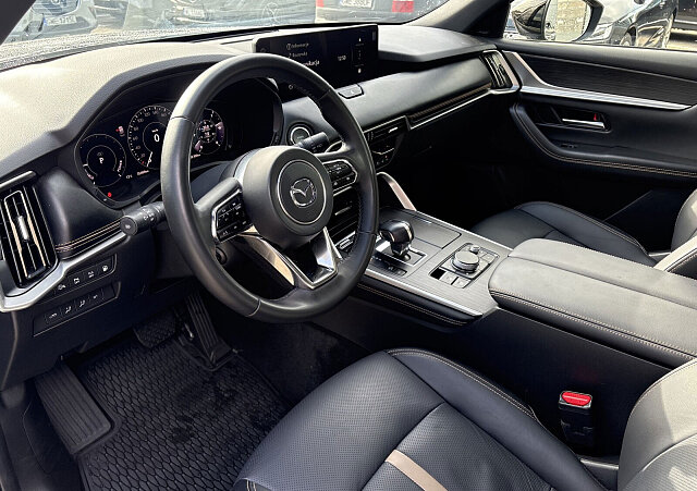 Mazda CX-60 - Kolor Deep Crystal Blue, zdjęcie 4