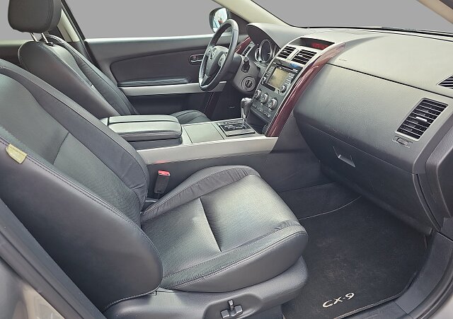 Mazda CX-9 - Kolor Stormy Silver, zdjęcie 17