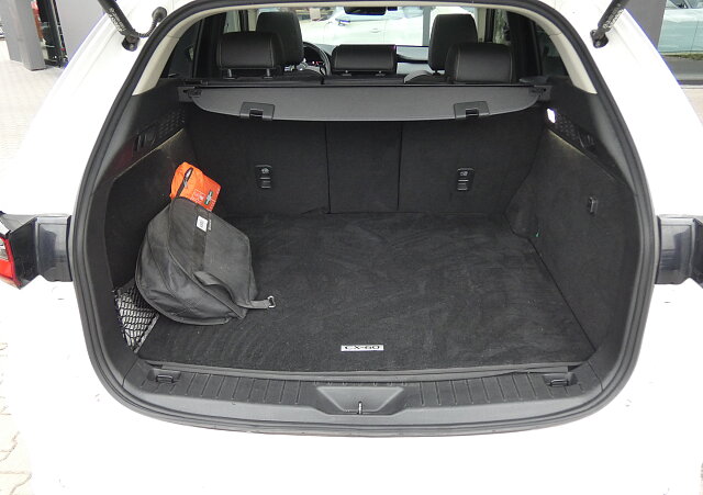 Mazda CX-60 - Kolor Rhodium White, zdjęcie 15