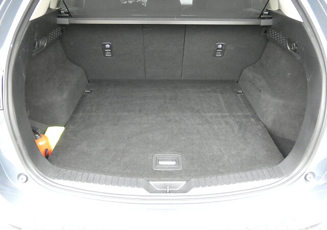 Mazda CX-5 - Kolor Polymetal Gray, zdjęcie 5