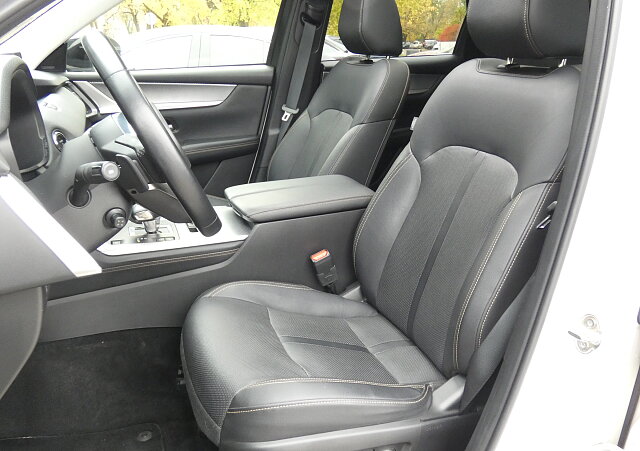 Mazda CX-60 - Kolor Rhodium White, zdjęcie 9