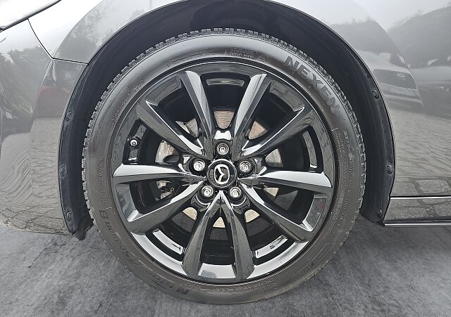 Mazda 3 - Kolor Machine Gray, zdjęcie 9
