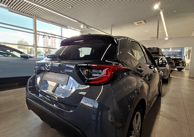 Mazda 2 Hybrid - Kolor Szary, zdjęcie 2