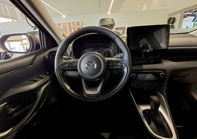 Mazda 2 Hybrid - Kolor Szary, zdjęcie 4