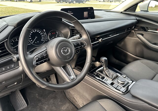 Mazda CX-30 - Kolor Platinum Quartz, zdjęcie 13