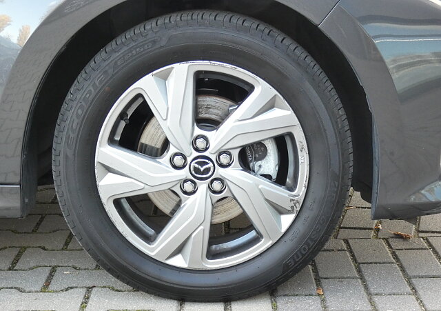 Mazda 2 Hybrid - Kolor Lead Grey, zdjęcie 15