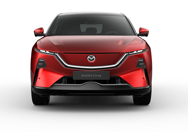 Mazda CX-6e - Kolor Soul Red Crystal, zdjęcie 3