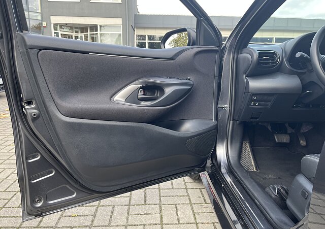 Mazda 2 Hybrid - Kolor Lead Grey, zdjęcie 9