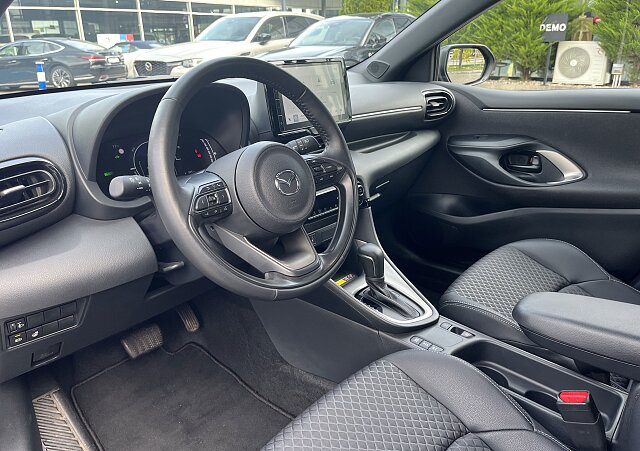 Mazda 2 Hybrid - Kolor Lead Grey, zdjęcie 10