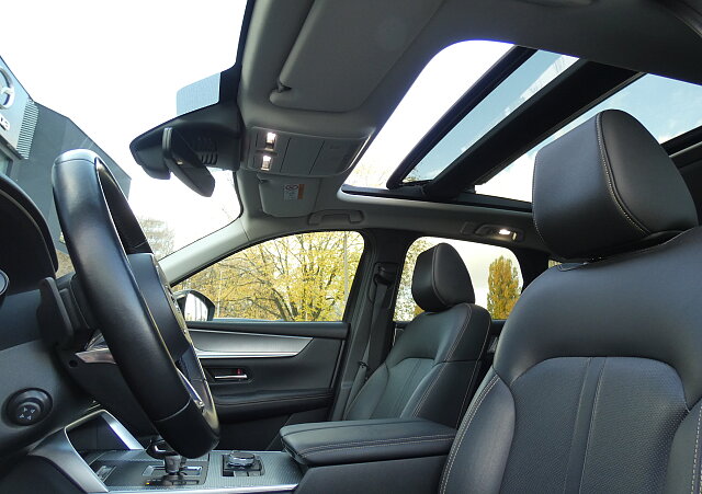 Mazda CX-60 - Kolor Machine Gray, zdjęcie 14