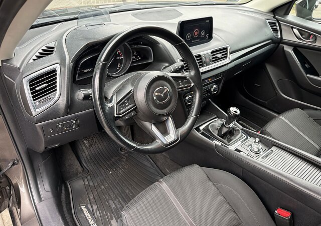 Mazda 3 - Kolor Titanium Flash, zdjęcie 9
