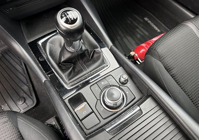 Mazda 3 - Kolor Titanium Flash, zdjęcie 15