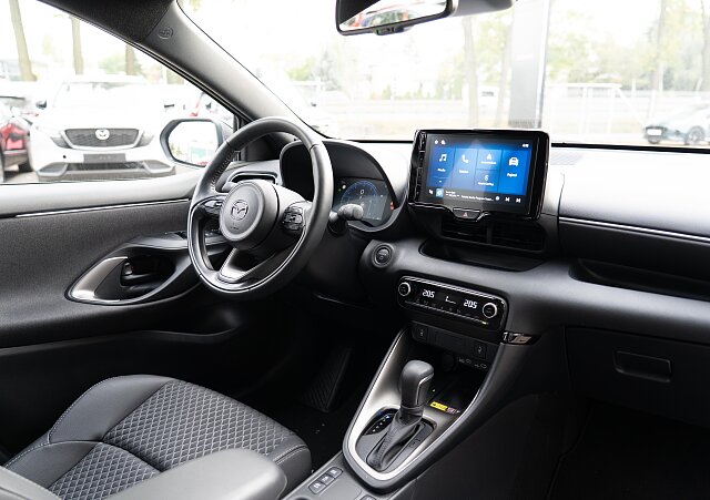 Mazda 2 Hybrid - Kolor Lead Grey, zdjęcie 6