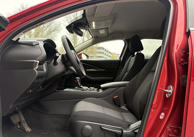 Mazda CX-30 - Kolor Soul Red Crystal, zdjęcie 18