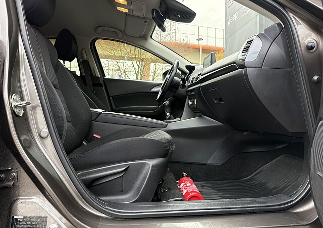 Mazda 3 - Kolor Titanium Flash, zdjęcie 24