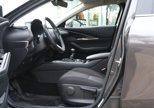 Mazda CX-30 - Kolor Machine Gray, zdjęcie 8