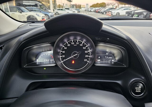 Mazda CX-3 - Kolor Brązowy, zdjęcie 9