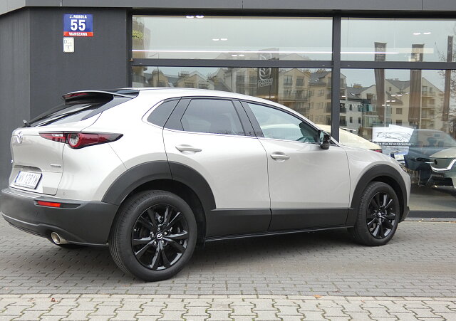 Mazda CX-30 - Kolor Platinum Quartz, zdjęcie 3