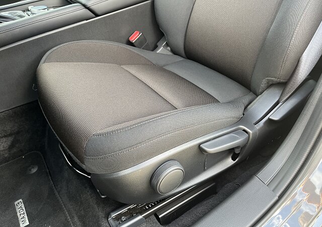 Mazda 3 - Kolor Machine Gray, zdjęcie 12