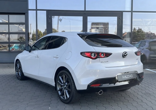 Mazda 3 - Kolor Aero Grey, zdjęcie 6