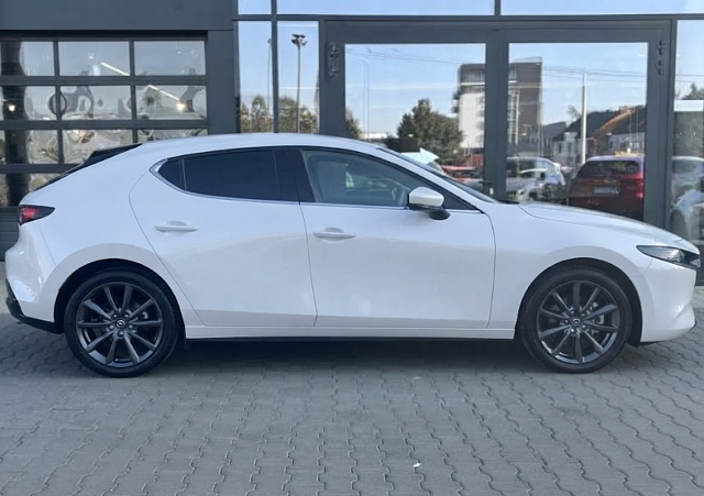 Mazda 3 - Kolor Aero Grey, zdjęcie 3