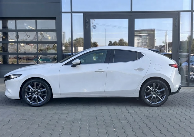 Mazda 3 - Kolor Aero Grey, zdjęcie 2
