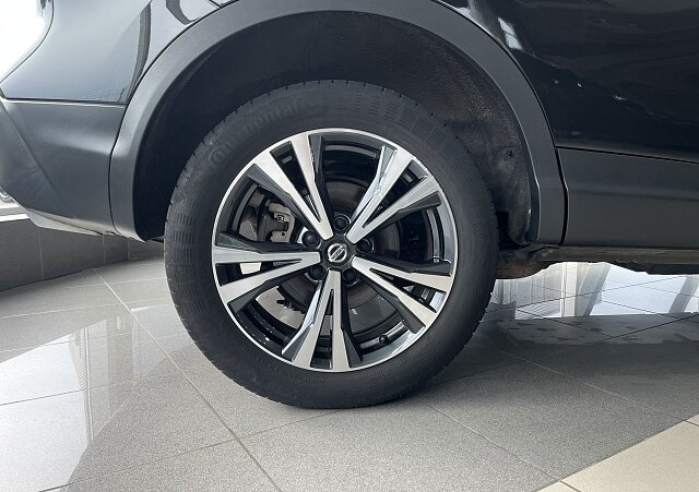 Nissan Qashqai - Kolor Czarny, zdjęcie 11